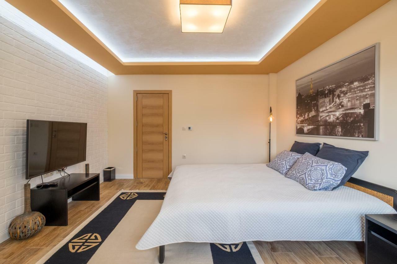 Villa Adelheide - Spa, Bbq & Jacuzzi Beli Iskar Exterior foto