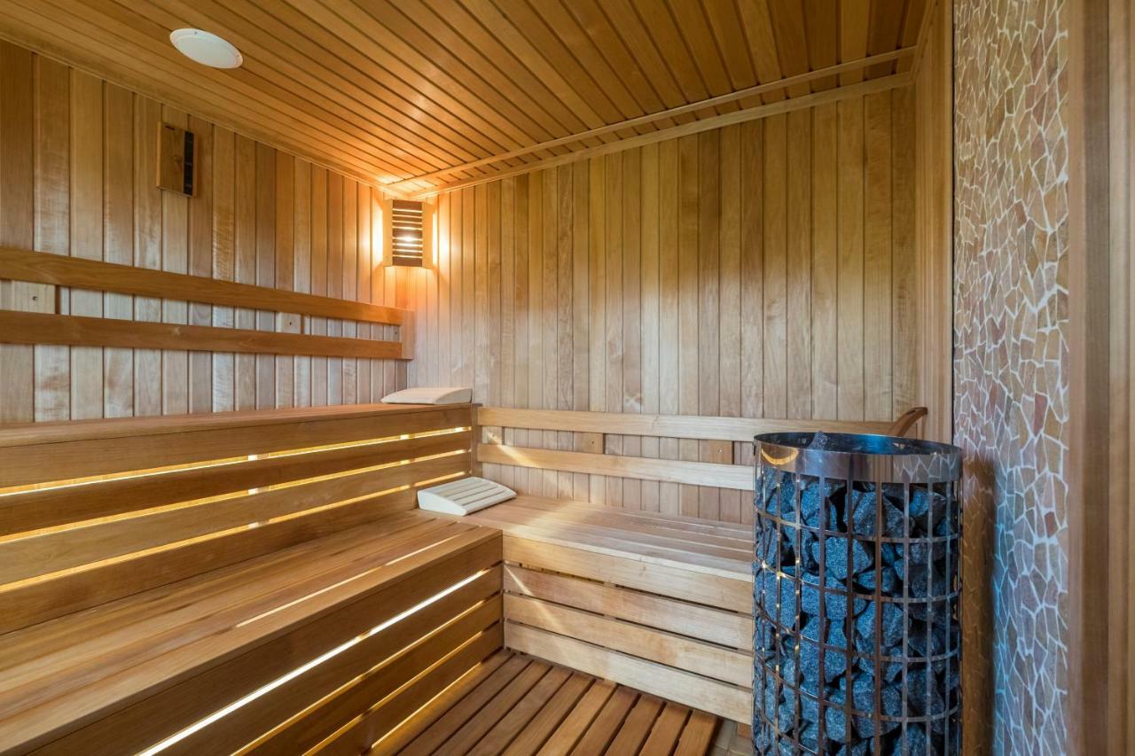 Villa Adelheide - Spa, Bbq & Jacuzzi Beli Iskar Exterior foto